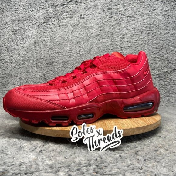 Nike Air Max 95 Triple Red Size 12 Men Sneakers CQ9969-600 - Picture 4 of 7